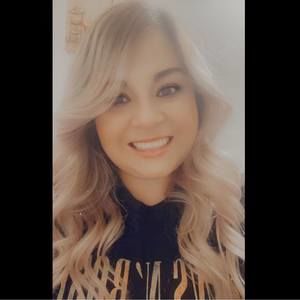 Meet your Posher, Caitlin